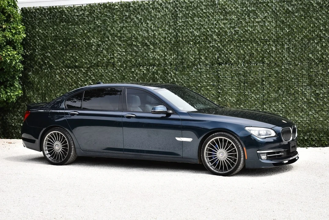 2014 BMW Alpina B7 - Image 5 of 31