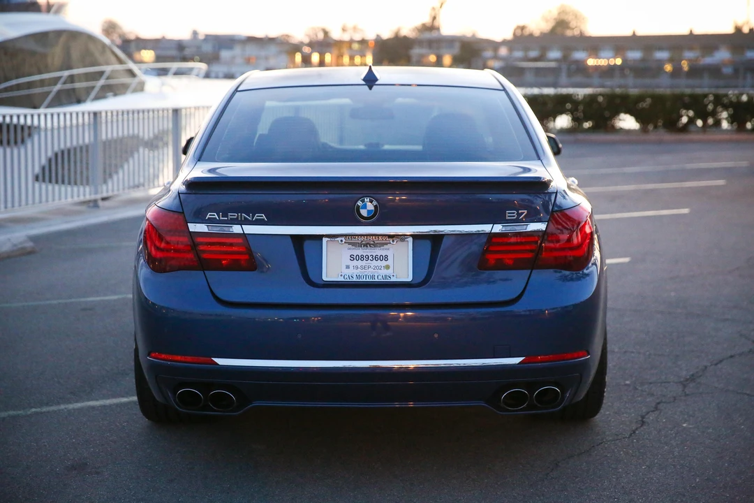 2014 BMW Alpina B7 - Image 23 of 31