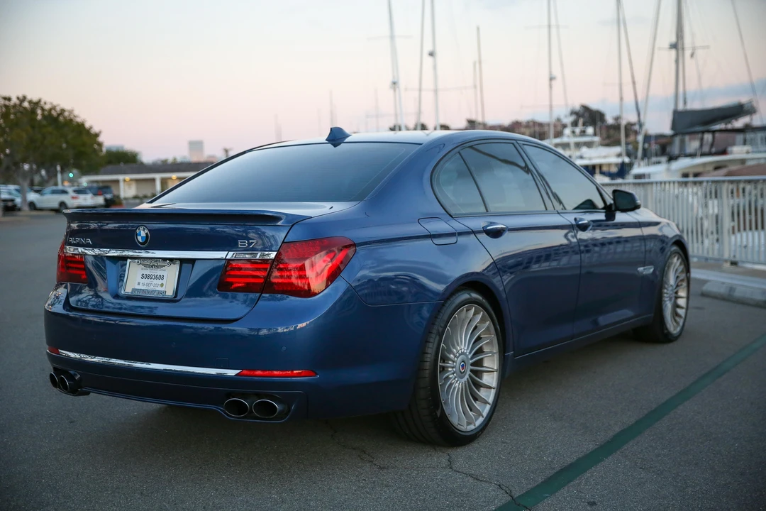 2014 BMW Alpina B7 - Image 26 of 31