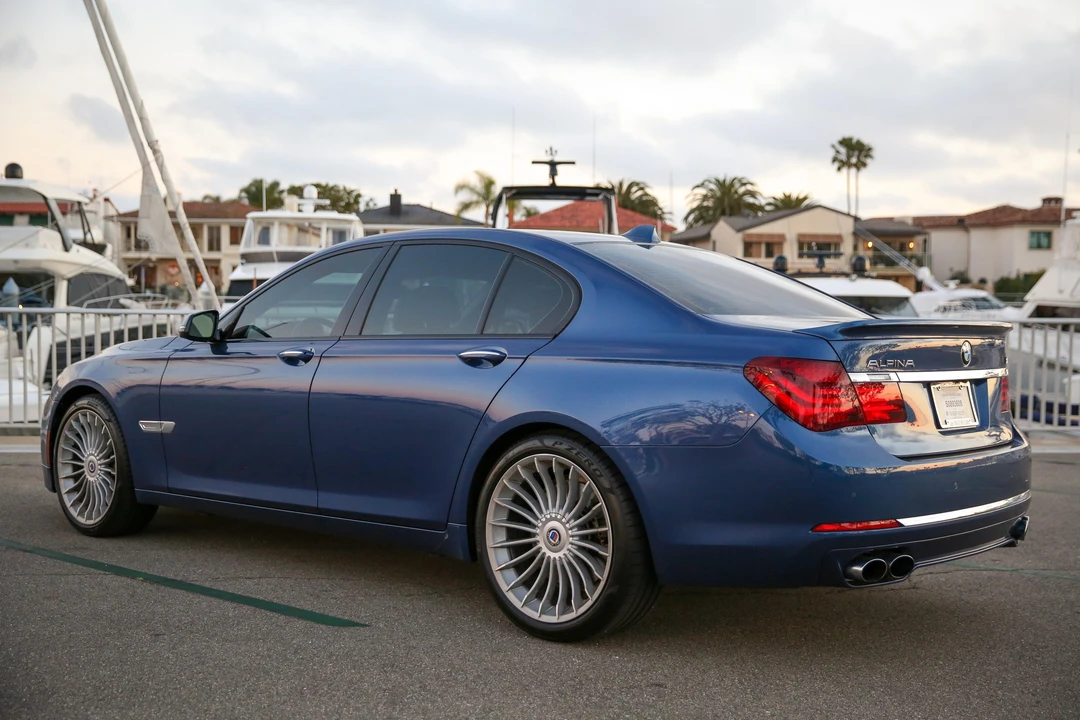 2014 BMW Alpina B7 - Image 17 of 31