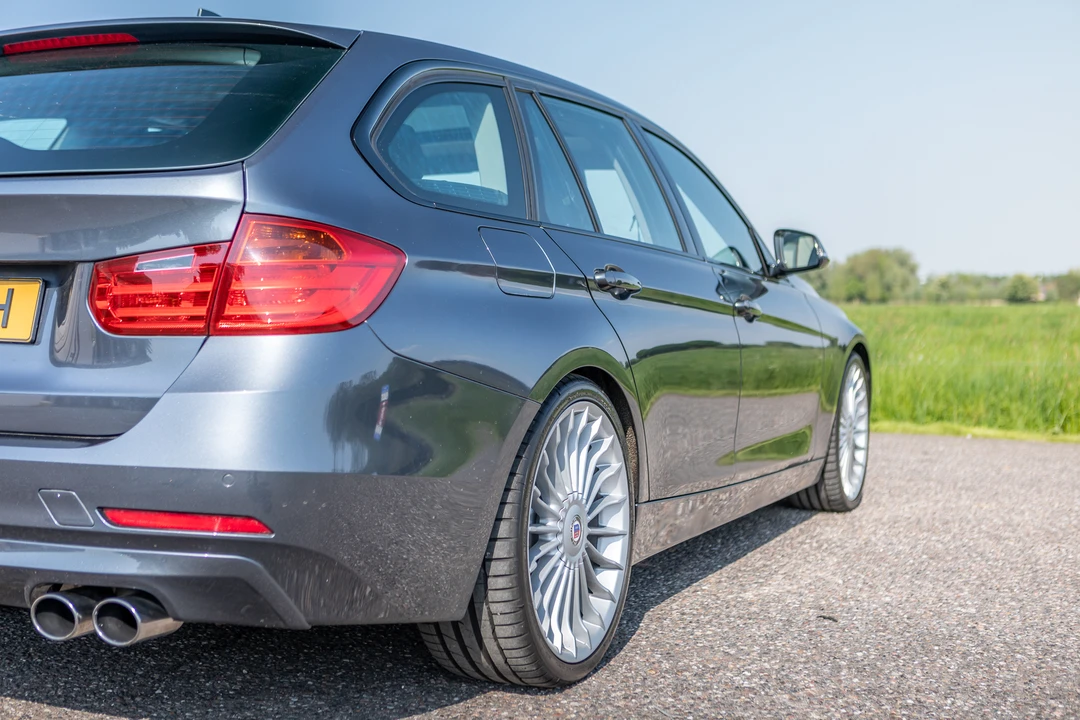 2014 BMW Alpina B3 - Image 27 of 31
