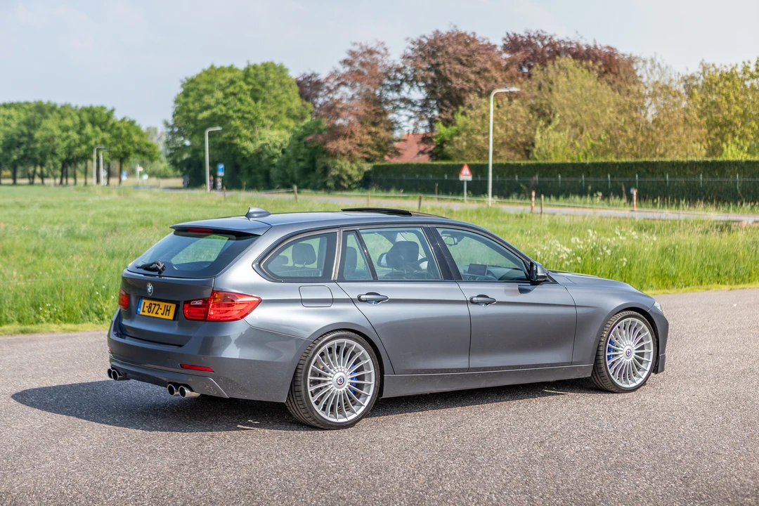 2014 BMW Alpina B3 - Image 5 of 31