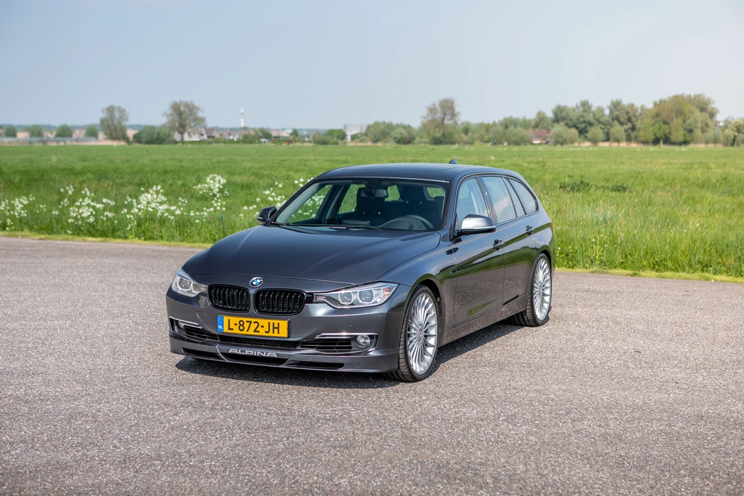 2014 BMW Alpina B3 - Image 19 of 31