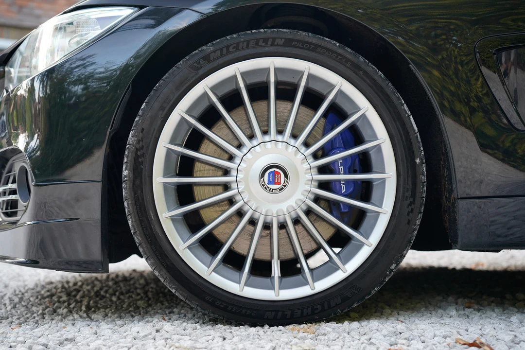 2014 BMW Alpina B4 - Image 26 of 31