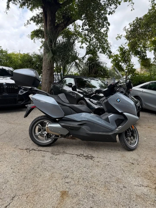 2014 BMW Motorcycles - Image 2 of 5