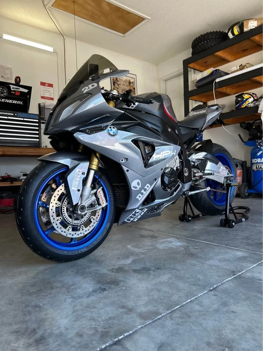 2014 BMW S1000 - Image 3 of 6