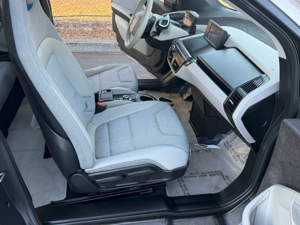 2014 BMW i3 - Image 9 of 17