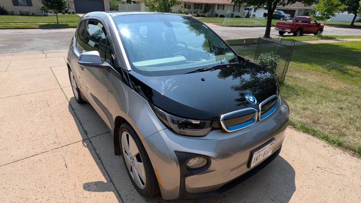 2014 BMW i3 - Image 2 of 10