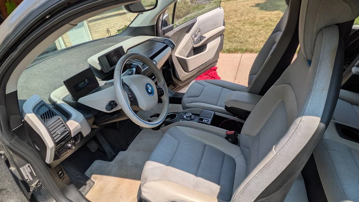 2014 BMW i3 - Image 5 of 10