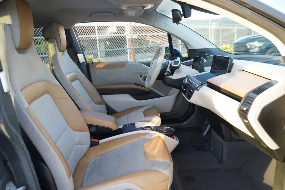 2014 BMW i3 - Image 13 of 20