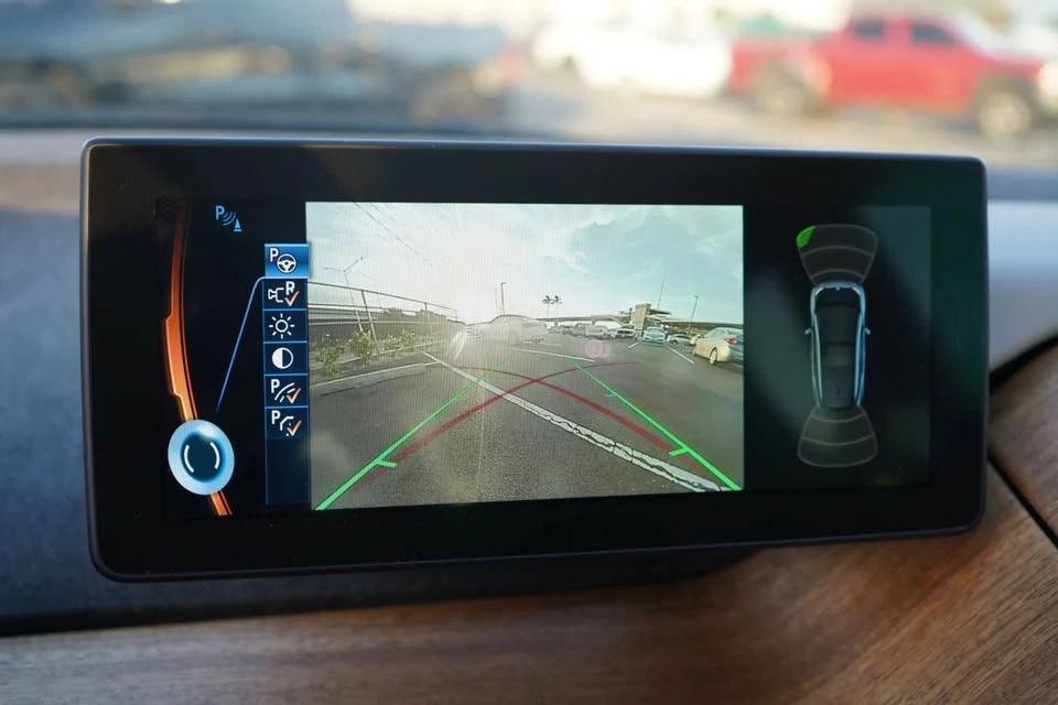 2014 BMW i3 - Image 15 of 20
