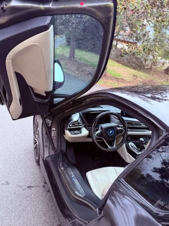 2014 BMW i8 - Image 11 of 21