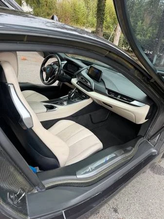 2014 BMW i8 - Image 17 of 21