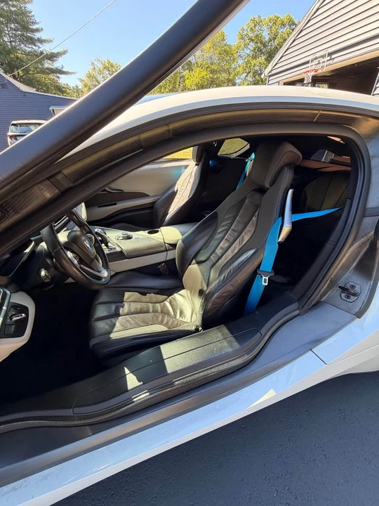 2014 BMW i8 - Image 8 of 17