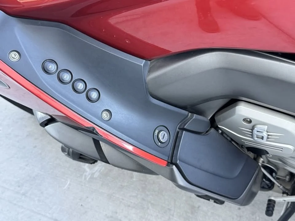 2014 BMW K1600 - Image 10 of 20