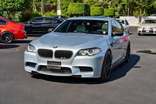 2014 BMW M5 Base