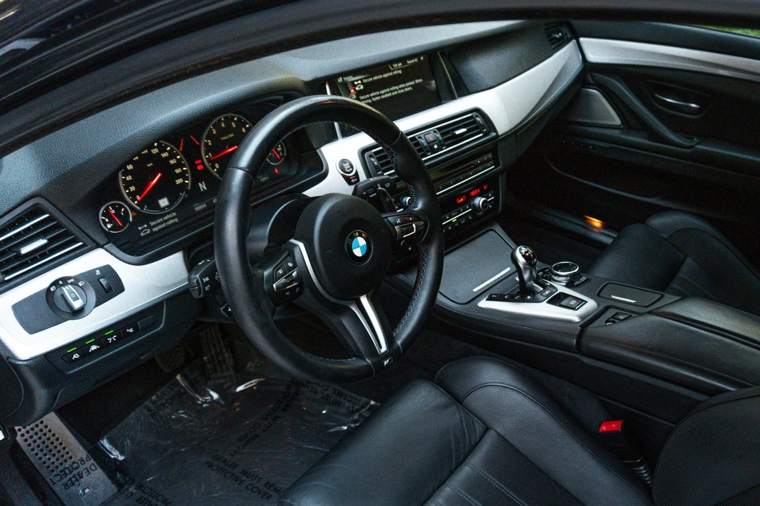 2014 BMW F10 M5 - Image 30 of 31