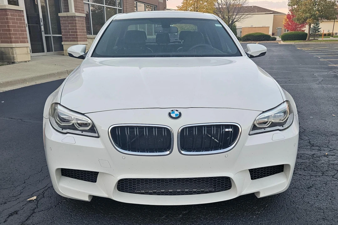 2014 BMW F10 M5 - Image 2 of 31