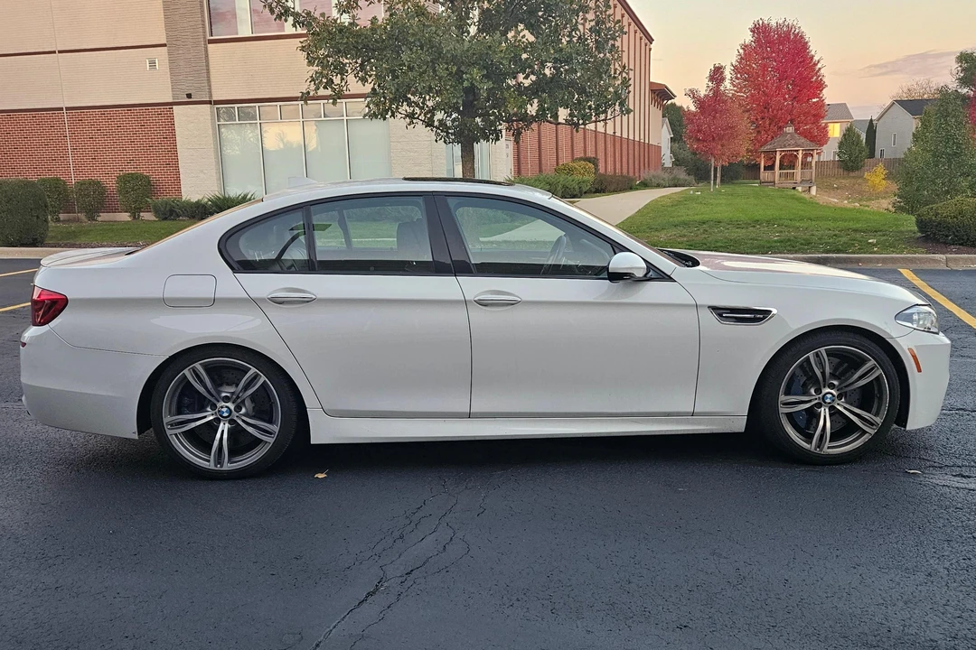 2014 BMW F10 M5 - Image 15 of 31