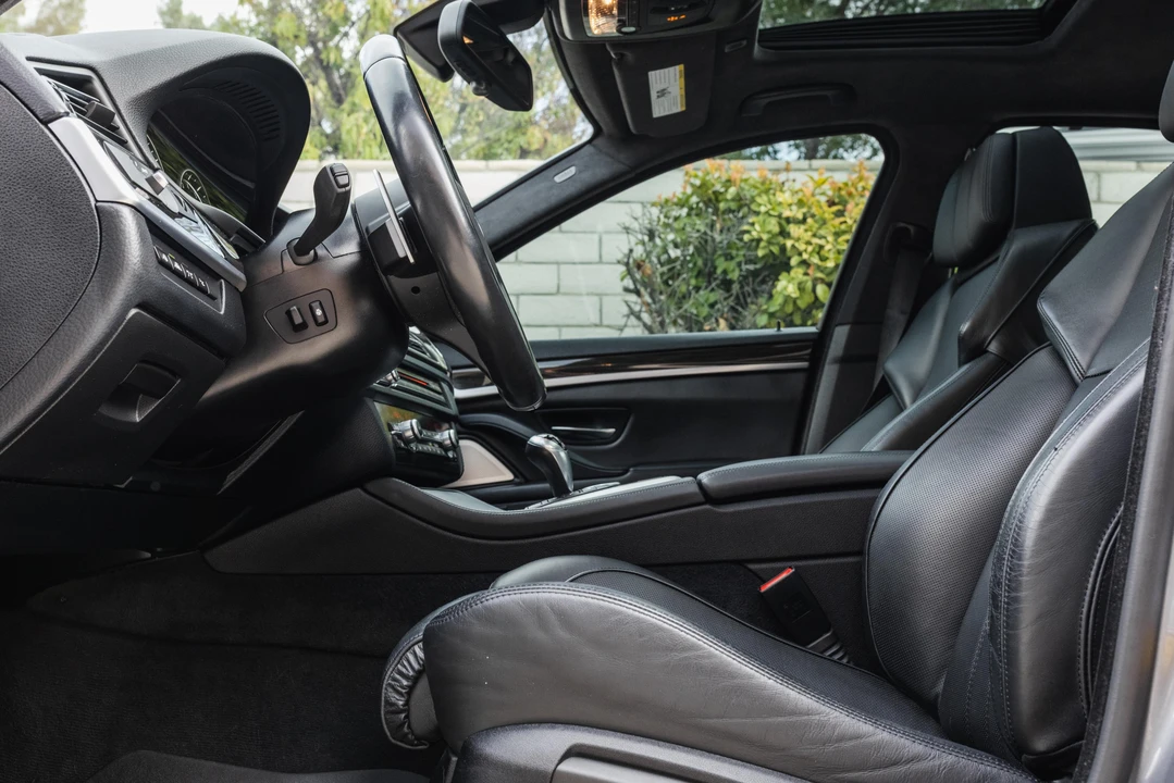 2014 BMW F10 M5 - Image 31 of 31