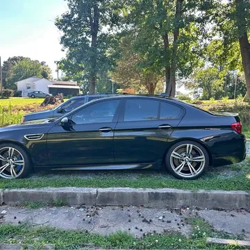 2014 BMW M5 Sedan