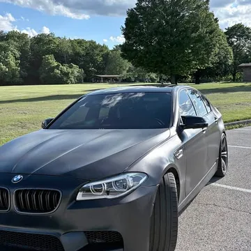 2014 BMW M5 Sedan 4D