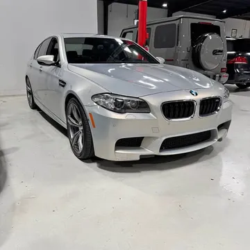 2014 BMW M5 Sedan 4D