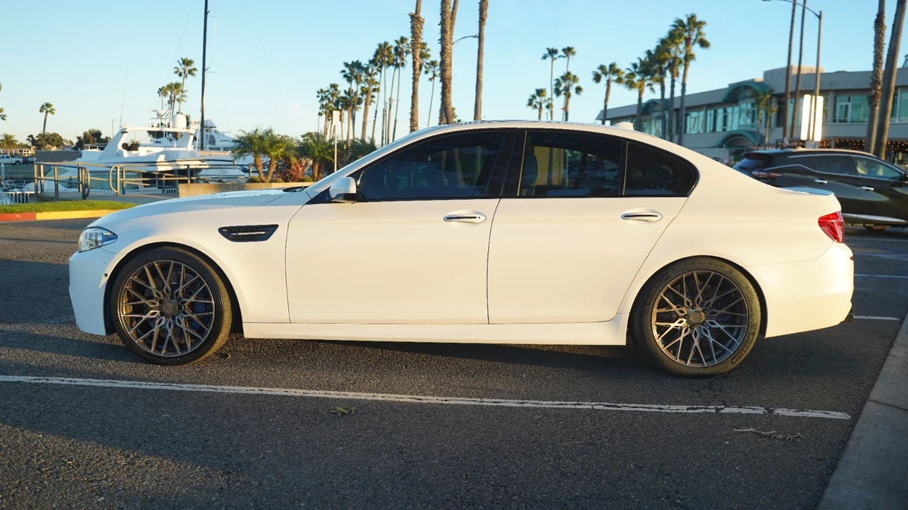 2014 BMW F10 M5 - Image 2 of 6