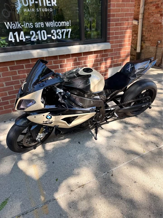 2014 BMW S1000 - Image 9 of 12