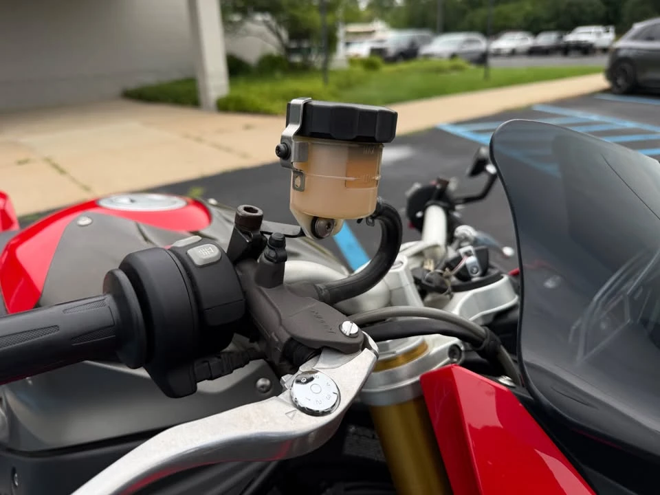 2014 BMW S1000 - Image 16 of 20