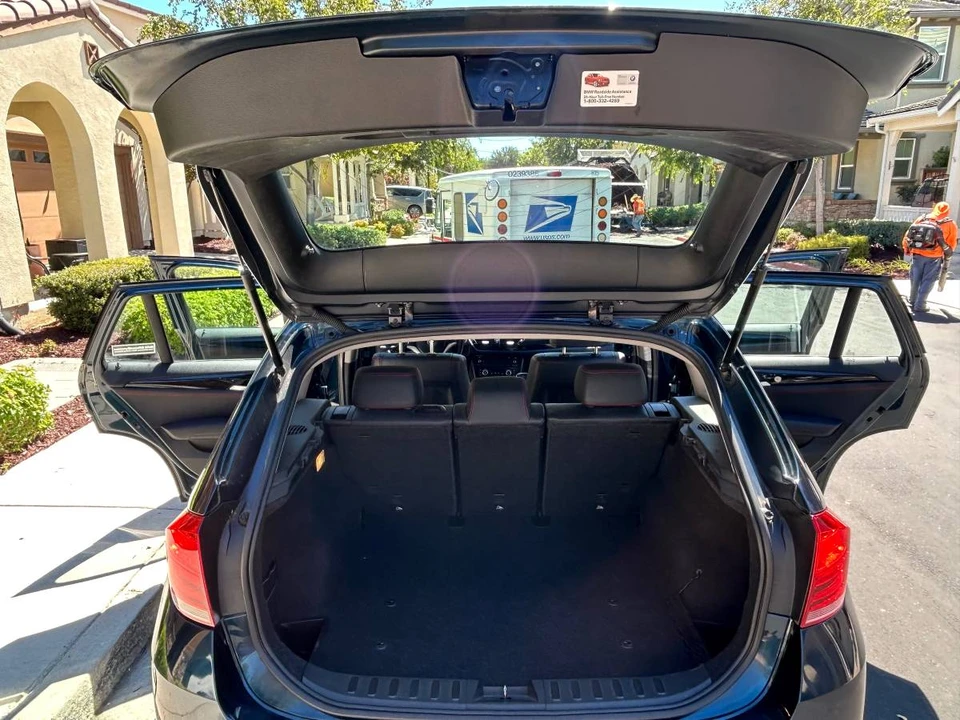 2014 BMW E84 X1 - Image 9 of 17