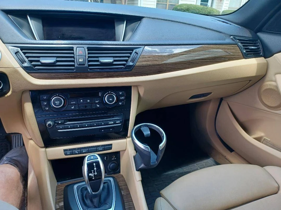 2014 BMW E84 X1 - Image 8 of 16