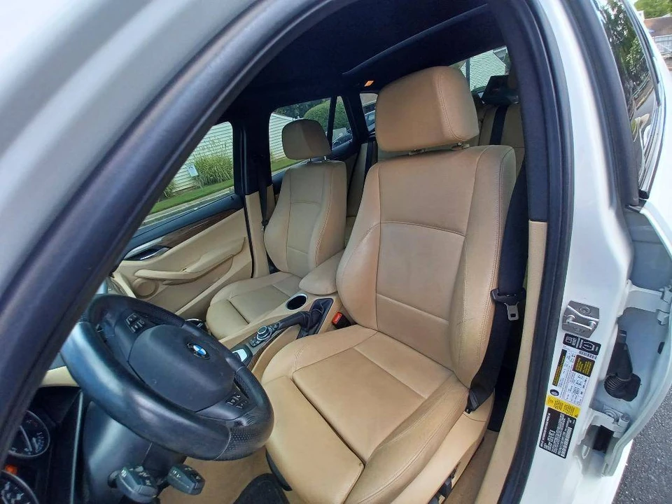 2014 BMW E84 X1 - Image 9 of 16