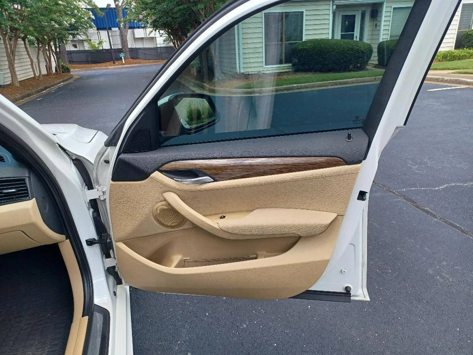 2014 BMW E84 X1 - Image 13 of 16
