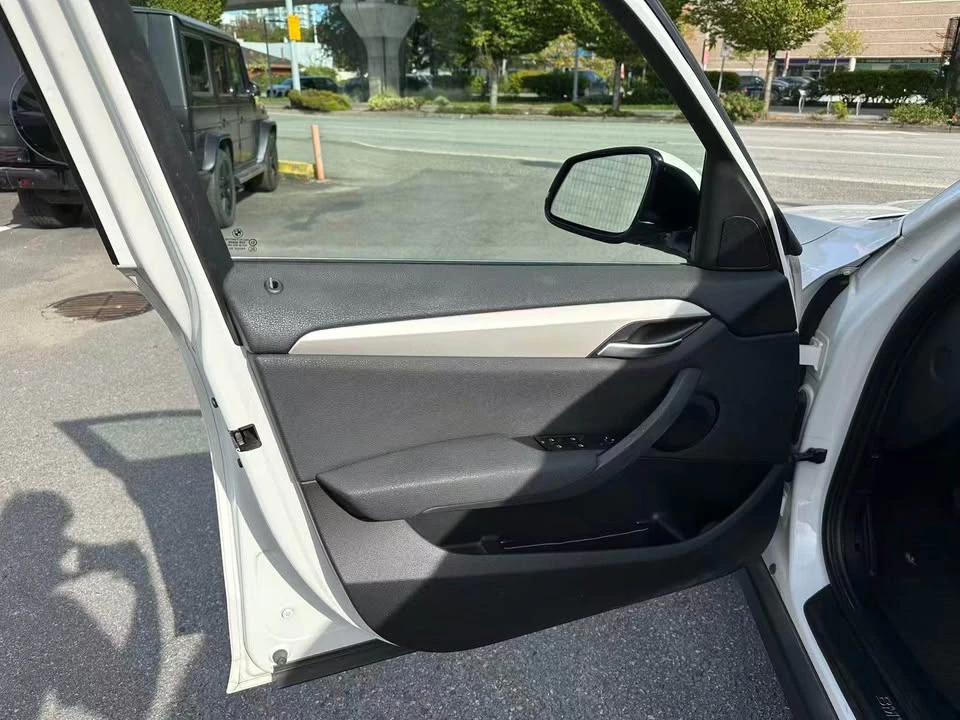 2014 BMW E84 X1 - Image 11 of 20