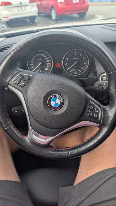 2014 BMW E84 X1 - Image 11 of 18