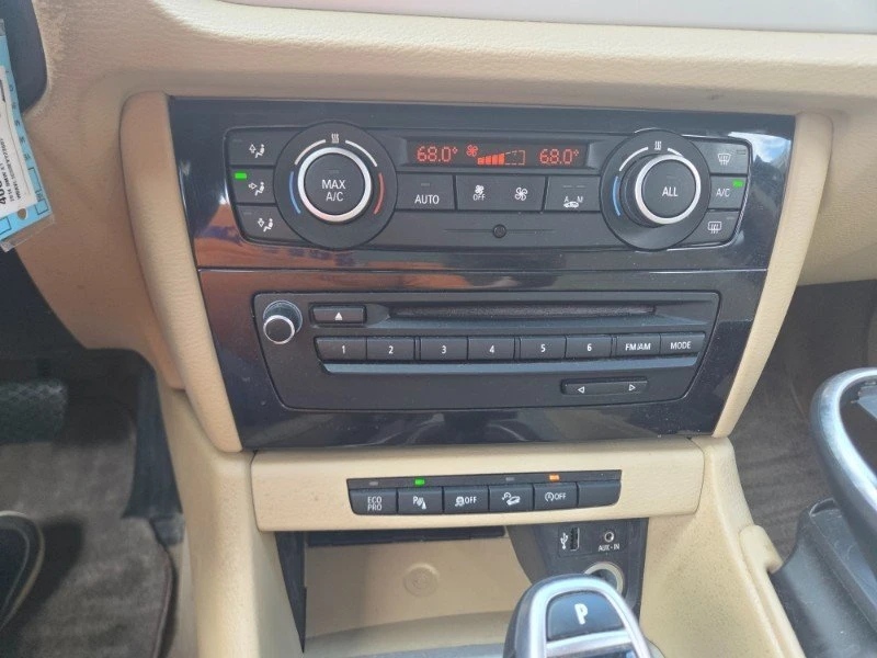 2014 BMW E84 X1 - Image 14 of 17