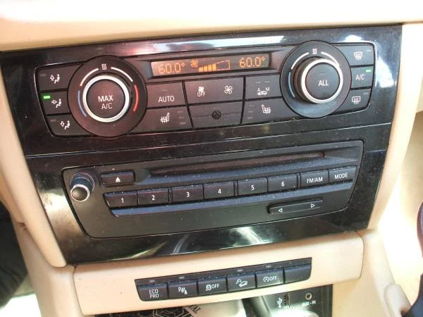 2014 BMW E84 X1 - Image 15 of 19