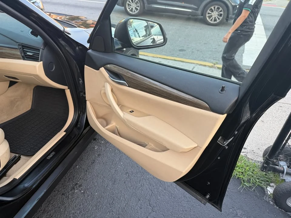 2014 BMW E84 X1 - Image 11 of 20