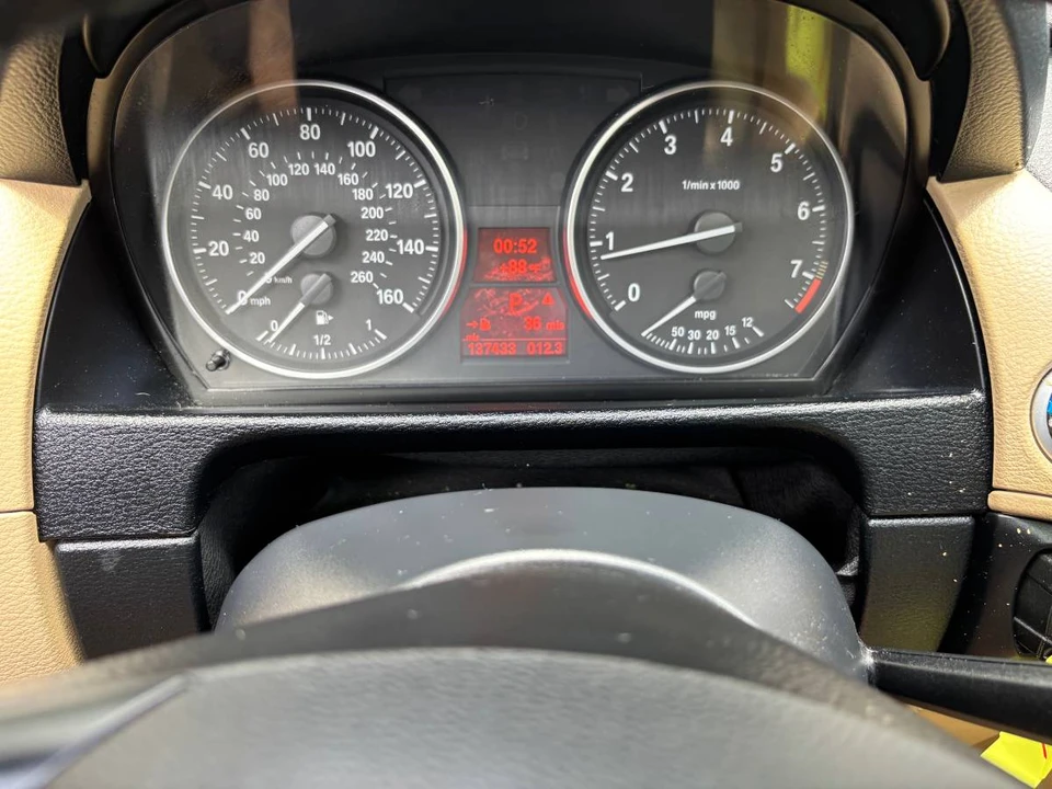 2014 BMW E84 X1 - Image 16 of 17