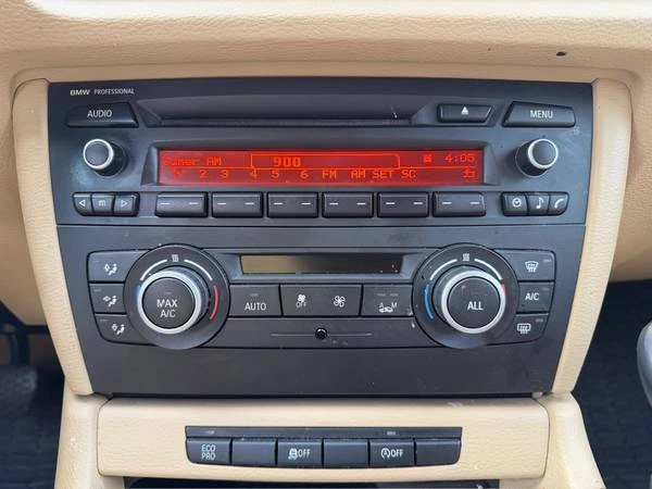 2014 BMW E84 X1 - Image 19 of 21