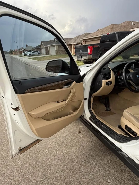 2014 BMW E84 X1 - Image 7 of 16