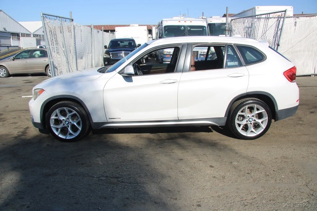 2014 BMW E84 X1 - Image 4 of 21