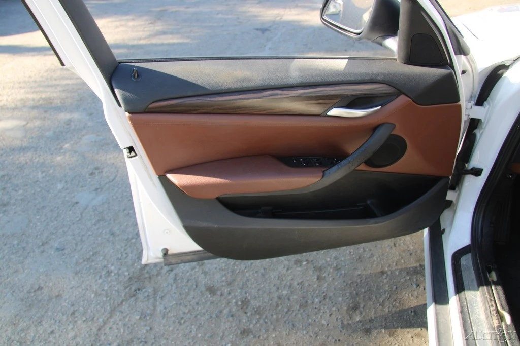 2014 BMW E84 X1 - Image 13 of 21