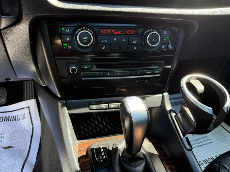 2014 BMW E84 X1 - Image 15 of 20