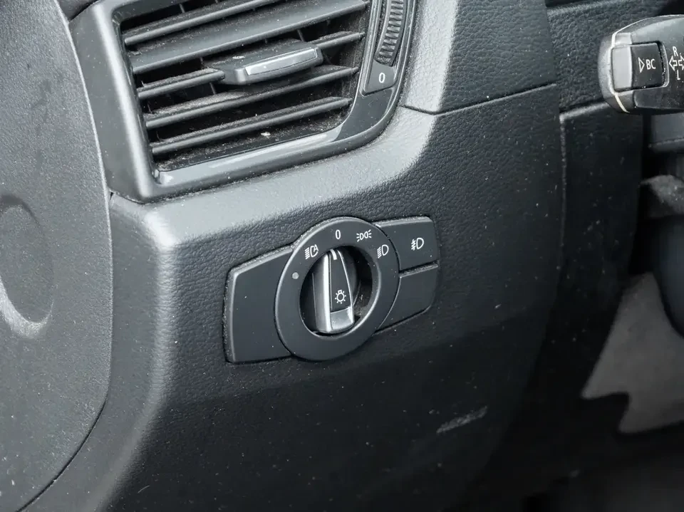 2014 BMW E84 X1 - Image 13 of 20