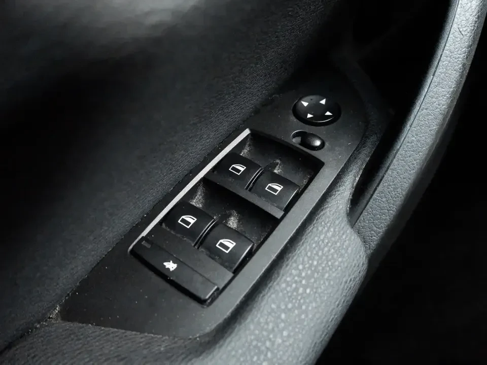 2014 BMW E84 X1 - Image 12 of 20