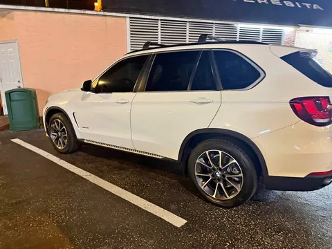 2014 BMW X5 3.0si Sport Utility 4D