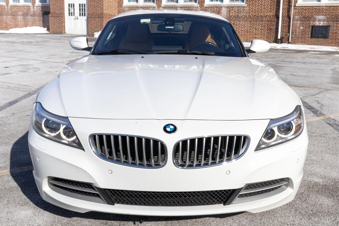 2014 BMW E89 Z4 Roadster - Image 2 of 31
