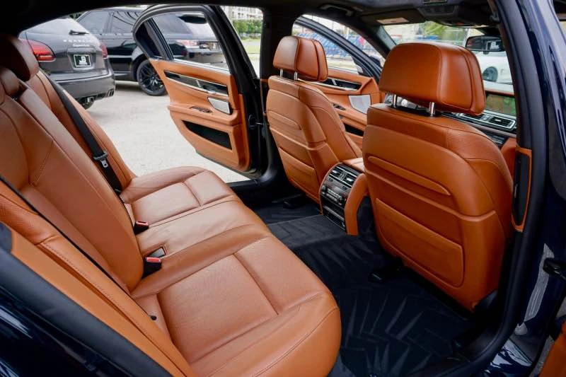 2014 BMW Alpina B7 - Image 9 of 12